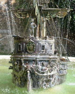 Jardines, museos y fuentes